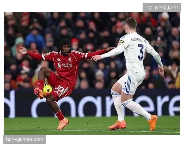 卡利亚里防守稳固，后防出色成球队竞争力关键