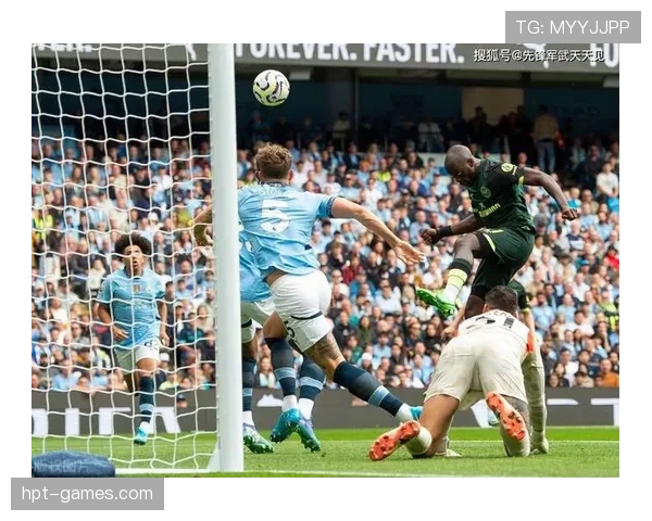 哈兰德破纪录赛季引爆全球关注：年轻新星里程碑数据引热议